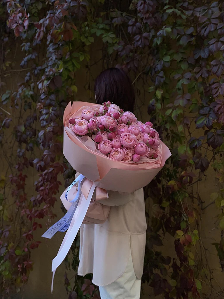 buchet de flori din trandafiri spray